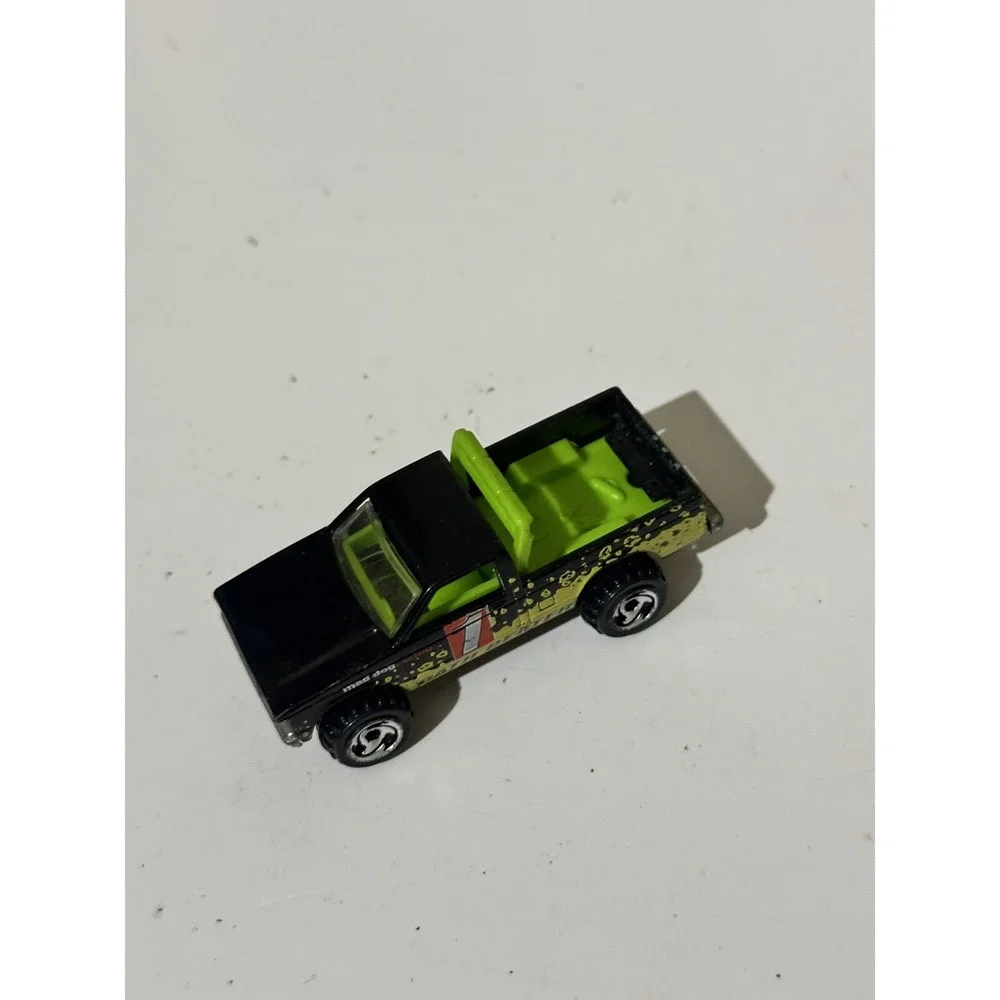 Vintage Hot Wheels Lot of 10 Trucks 80's 90's‎ Metal